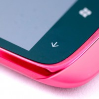 Nokia-Lumia-610-Bottom2
