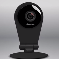 Google koupil firmu, která vyrábí bezpečnostní kamerky Dropcam. Za 555 milionů dolarů