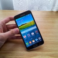 Samsung Galaxy S5 – Recenze malinko jinak