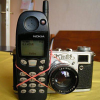 Cellphone-With-Camera