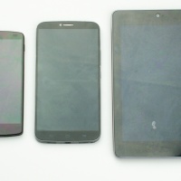 Alcatel OneTouch Hero 2 porovnání velikostí Nexus 5 Nexus 7