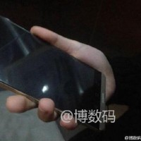 Alleged-photos-of-the-Huawei-Mate-8-1