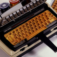 vaflovac-ve-tvaru-klavesnice