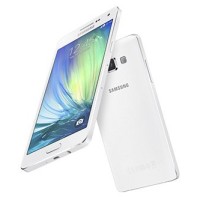 Získejte slevu 3 400 Kč na smartphony Galaxy A3 a Galaxy A5