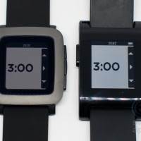Černobílá aplikace na Pebble Time a pebble
