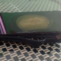 OnePlus-One-unit-allegedly-explodes-while-charging (3)