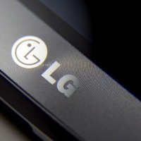 LG G5 bude mít dva displeje, kovové tělo a magický konektor pro příslušenství