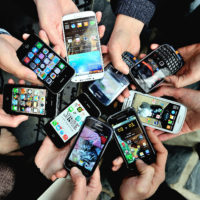 web-smartphones-1-getty