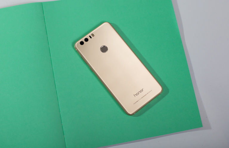 Honor 8 White a Gold až dokonce srpna za sníženou cenu