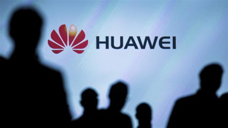 Huawei posiluje na trhu s nositelnou elektronikou. V ČR zaznamenal rekordní meziroční nárůst 354 %